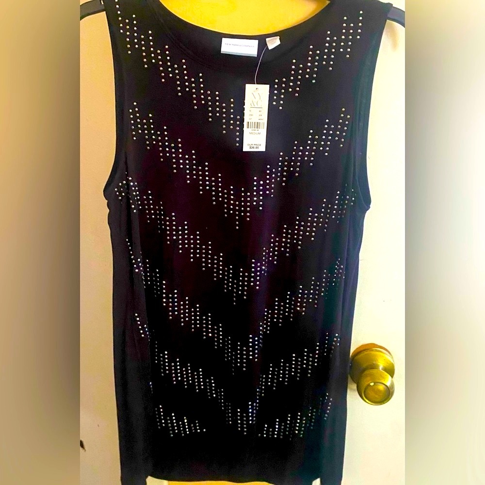 New!  New york and Co long beaded tunic tank Sz Medium🎁